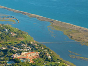 Отель Hotel Quinta do Lago  Алмансил